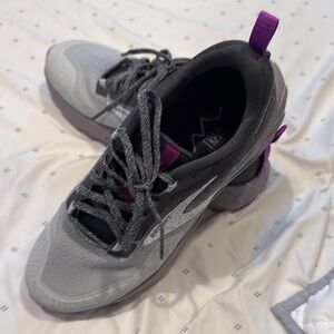 Brooks Gray and Purple Trail Shoes with Cushioned Midsole